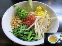 「タイまぜそば（スープ付）」@まぜそば専門 闘牛脂の写真