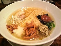 「冷し梅塩拉麺」@創作麺工房 鳴龍の写真