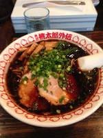 「浅草ブラック」@支那そば きび 桃太郎外伝の写真