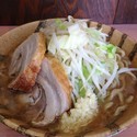 ラーメン（野菜少なめ・ニンニクちょい増し）＊700円