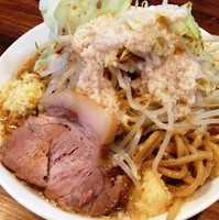 「大高山（中250ｇ，全マシ）」@ラーメン 大高山の写真