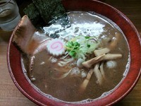 「煮干しらーめん　730円」@煮干し らーめん てのごい屋 生田店の写真