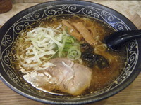 「颯龍醤油ラーメン（ランチ大盛無料）700円」@颯龍麺（SO-RYUMEN）の写真