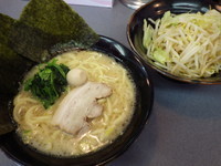 「ラーメン並・醤油+きゃべもや」@鶴見家 大和店の写真