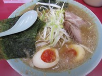 「特製味噌ラーメン・太麺（５８０円）」@ラーメンショップ 牛久結束店の写真