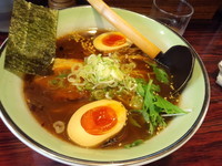 「醤油味玉トッピング800円」@らーめん 兼吉の写真