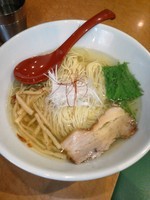 「香彩鶏塩らーめん」@麺屋 翔 西新宿本店の写真