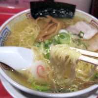 「気仙沼ラーメン潮味 800円」@かもめ食堂の写真