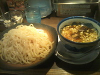 「つけ麺(大盛り)」@東京豚骨拉麺 ばんから 秋葉原店の写真