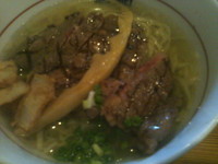 「ステーキのせ牛塩らあめん（大盛り）」@らあめんHAJIMEの写真