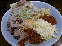 「油そば(大盛) しょうが 辛揚げ」@郎郎郎の写真