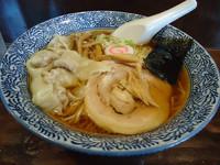 「『中華そば 中+わんたん(￥600+200)』」@○決の写真