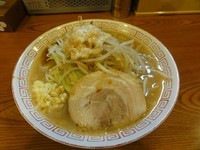 「ラーメン　700円　にんにく　脂　マー油」@らーめん ◯八の写真