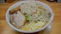 「小ラーメン」@ラーメン神豚 横須賀中央店の写真