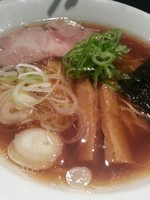 「【夜限定】鴨脂と蛤の醤油(3年熟成生醤油）800円」@SOBAHOUSE金色不如帰の写真
