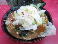 「ラーメン＋キャベツ」@王道家の写真