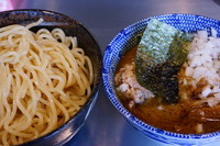 「かれえつけ麺（中盛）＋タマネギ増し」@三代目 狼煙の写真