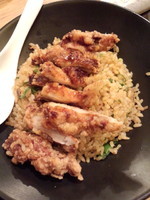 「唐揚げチャーハン750円」@支那そばや イオンレイクタウン店の写真