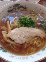 「あっさり醤油らーめん+大盛り」@とんこつ醤油ラーメン 麺大将 パサール幕張店の写真