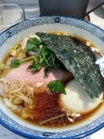 「特製四つ葉そば900円」@中華そば 四つ葉の写真