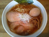 「生醤油ラーメン（大盛無料）￥700円味玉サービスCP」@めん屋 平右衛門の写真
