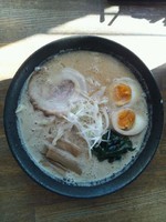 「たまご入りとんこつ味噌」@麺屋 天の写真