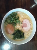 「玉子入り」@らーめん まる玉 両国店の写真