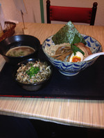 「燵家製麺・改つけめん（鷄白湯）¥800＋磯ごはん¥150」@燵家製麺の写真