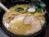 「白湯そば＋わんたん＋味玉」@おおぜき中華そば店の写真