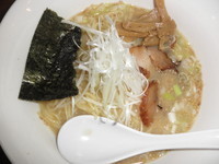 「鶏塩白湯らーめん　「550円」」@俺のコケコッコの写真