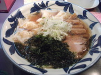 「海鮮わんたん麺（醤油）」@らーめん 神田 磯野の写真