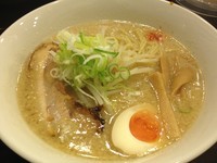 「背脂ラーメン：700円」@背脂らーめん宮本の写真