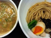 「濃厚鶏つけそば 750円」@吉田商店の写真