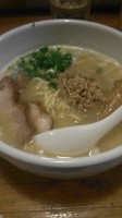 「白湯らーめん」@鶏の穴の写真