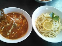 「【9月限定】熟成トマトつけ麺(中盛り) ￥850＋半ライス」@味噌麺 伝堂の写真