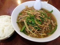 「青椒肉絲麺＋小ライス\750」@晴々飯店の写真