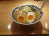 「二代目らーめん」@つじ田 日本橋八重洲店の写真