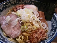 「温玉油そば」@兎に角 松戸店の写真