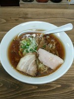 「醤油らー麺」@くじら食堂の写真