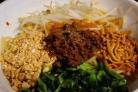 「汁なし担々麺（大盛）」@自家製麺ほうきぼし 神田店の写真