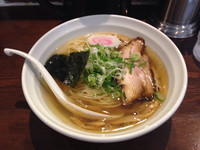 「塩ラーメン650円」@スタミナラーメン 馬しゃ屋の写真