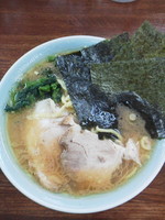 「ラーメン（あじこめかため）￥６５０」@近藤家 本店の写真