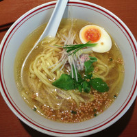 「鶏清湯 吉備黄金鶏のらーめん　￥１０００」@たけちゃんにぼしらーめん 調布店の写真