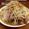 ラーメン（ヤサイ半マシ・ニンニク） 700円