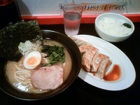 「ラーメン+ライス+餃子（夜営業のみ提供）」@中川家 平塚銀河大橋店の写真