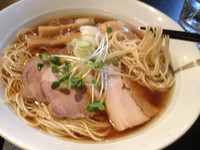 「特製楽々中華そば」@音麺酒家 楽々の写真