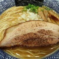 「サクマ式ニボやん（1周年記念限定）750円」@麺屋 一燈 ラゾーナ川崎店の写真