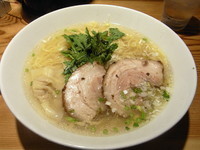 「本丸塩らーめん」@横濱元町 本丸亭 横浜店の写真