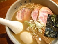 「味玉らーめん＋チャーシュー」@麺屋吉左右の写真