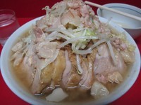 「小豚（ヤサイ、ニンニク、アブラ）+生玉子」@ラーメン二郎 西台駅前店の写真